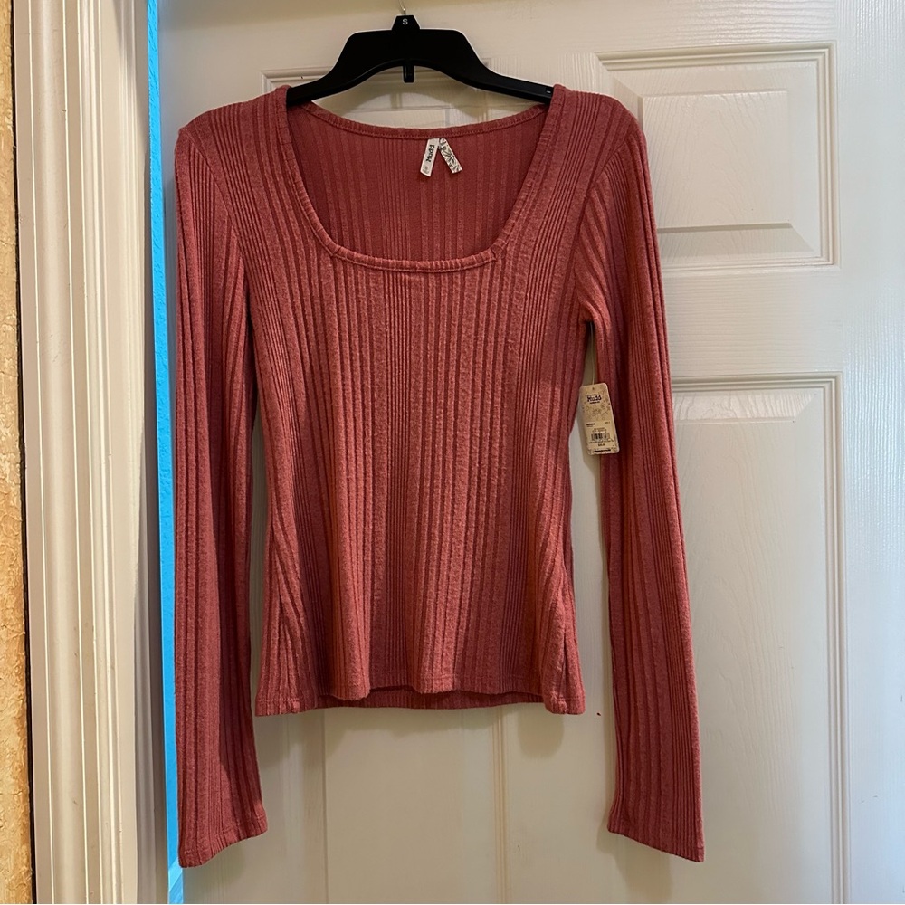 NWT Mudd Pink/Rose Long Sleeve Square Neck Lightweight Sweater Size Small
